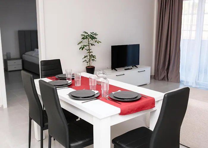 Silver Moon Residence 3