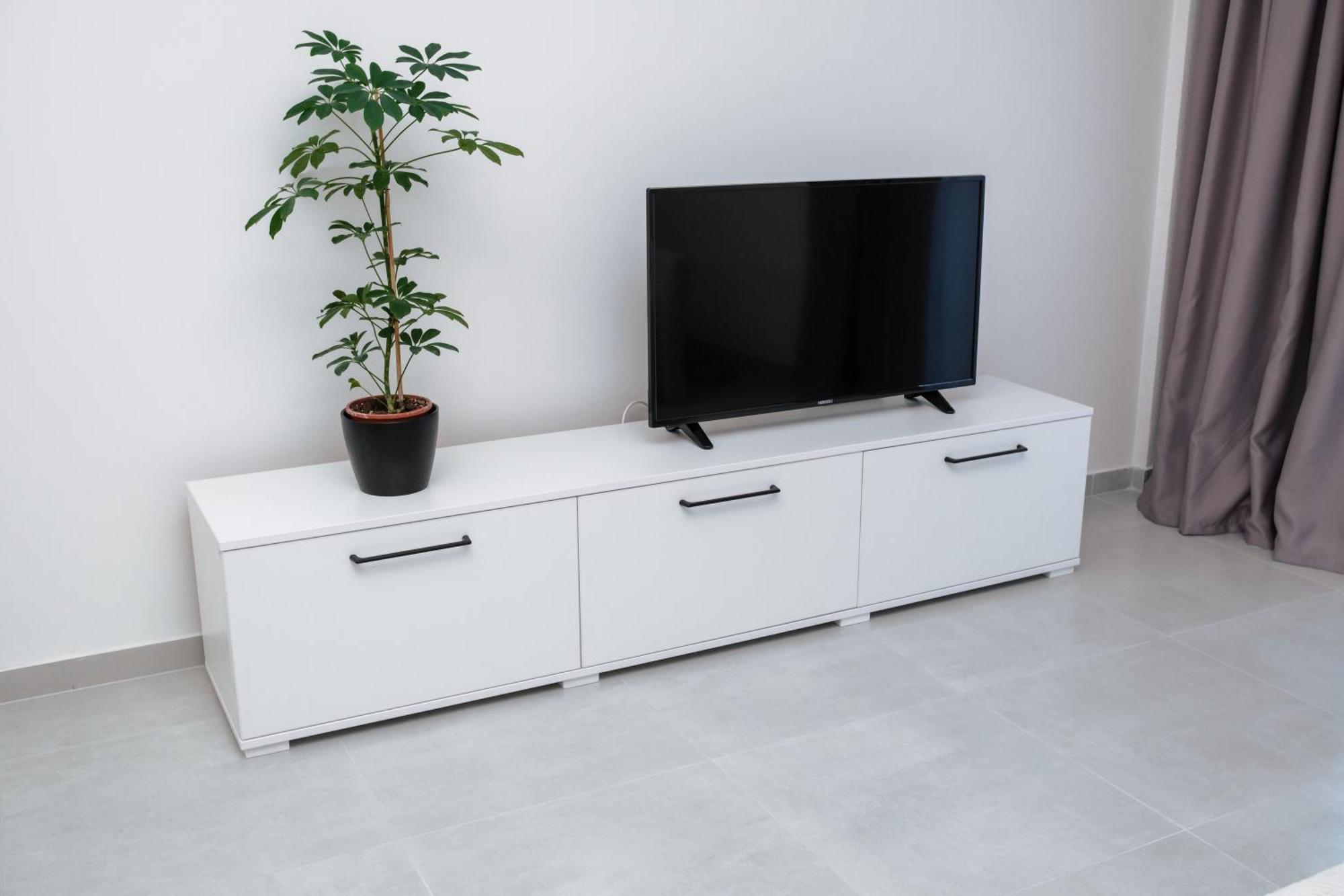 Silver Moon 3 Apartment *
